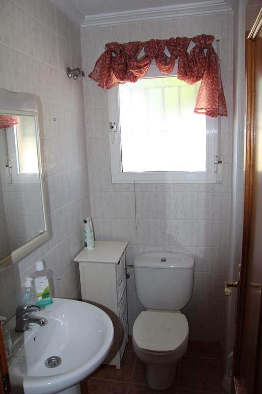 Holiday Home Torre De Pisa Torrevieja Phòng bức ảnh